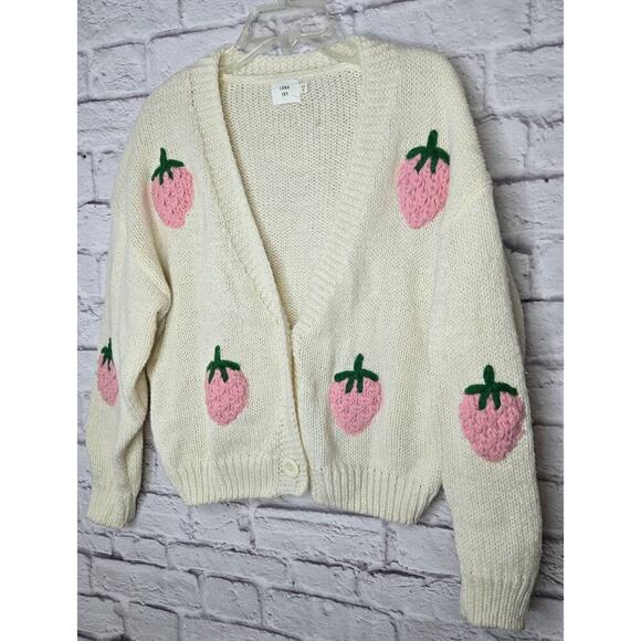 Luna Ivy Oversized Cream Strawberry Knit Cardigan Sweater Womens Medium Preppy - Picture 4 of 9